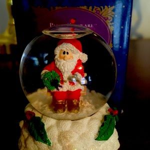 Winterfest mini water-dome with Santa figure